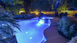 Bazenska rasvjeta: Savjeti za optimalno osvjetljenje bazena