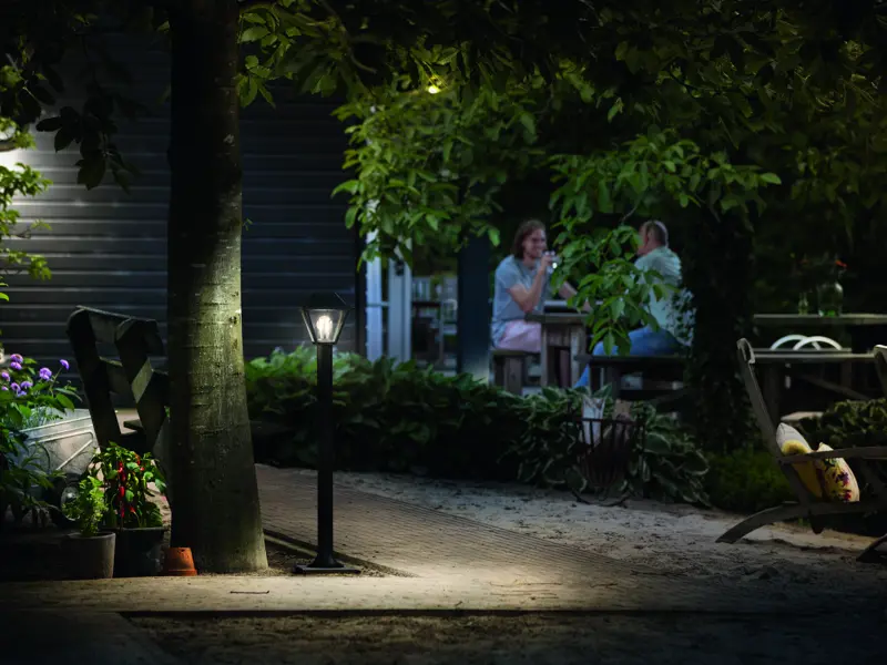 Pametna vanjska rasvjeta: Budućnost automatizacije eksterijera (Vodič 2026.)