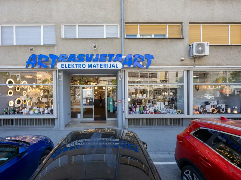 Rasvjeta s karakterom i pouzdan elektromaterijal na Maksimirska 112
