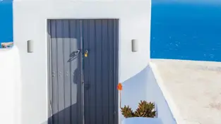 Vanjska rasvjeta za more: Vodič za odabir materijala otpornih na posolicu