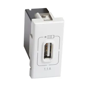 AXOLUTE USB UTIČNICA 750MA 1M