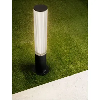 IMAN VANJSKA STAJAĆA LAMPA 
LED 18Watt 2054Lm 
IP65 3000K 
CRNA