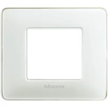 UKRASNI OKVIR 2M - LEDENO BIJELO