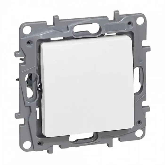 764500-niloe-obicni-prekidac-1p10a250v-bijeli-94503-04010169.webp