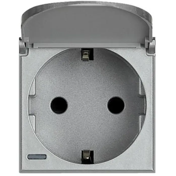 AXOLUTE UTIČNICA S POKL. 2P+E/16A/250V 2M TECH