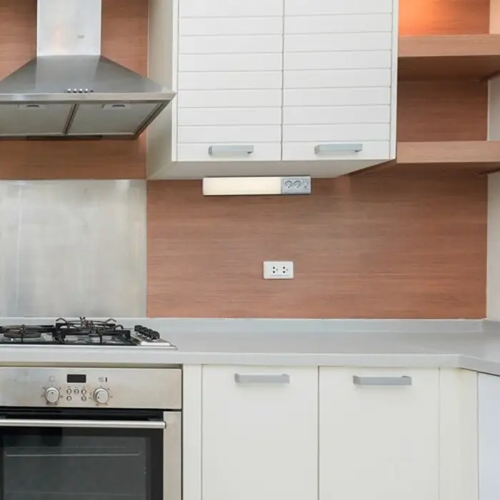 Bath2E RASVJETA ZA POLICE LED 10W/BIJELA/IP20/900lm