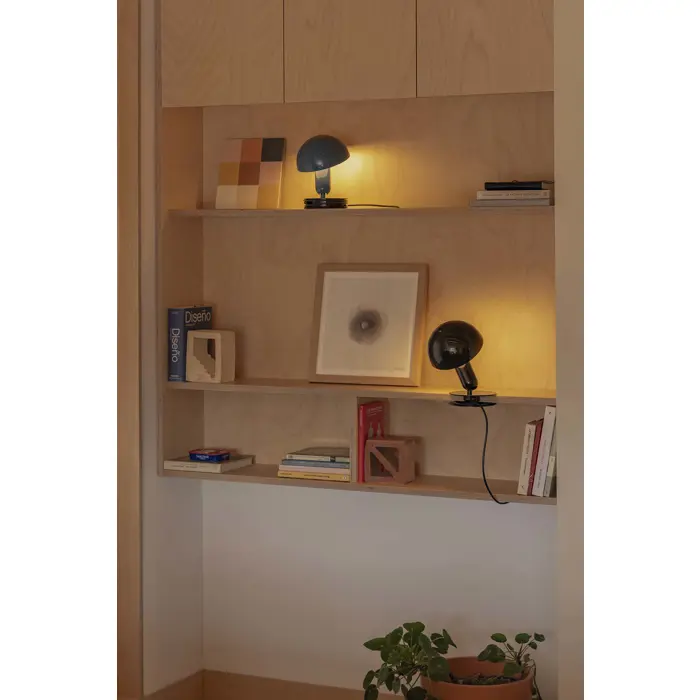 BELA STOLNA SVJETILJKA S KVAČICOM 1XE27 CRNA