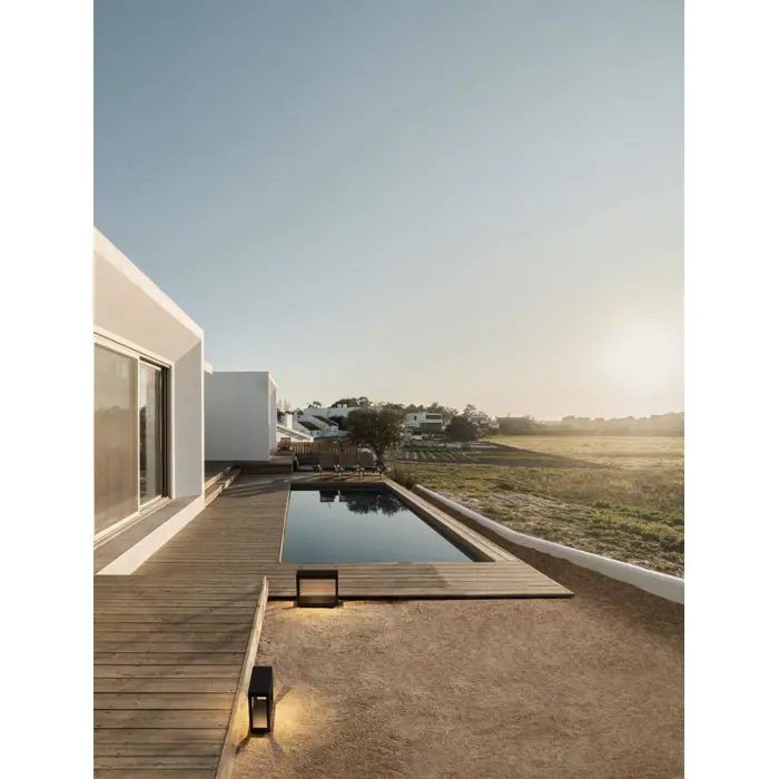 COSMIC STAJAĆA LAMPA LED 3000K 407lm IP65 CRNA