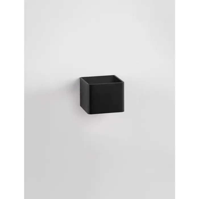 EPIC ZIDNA LAMPA LED 6W/3000K/579lm/IP20/CRNA