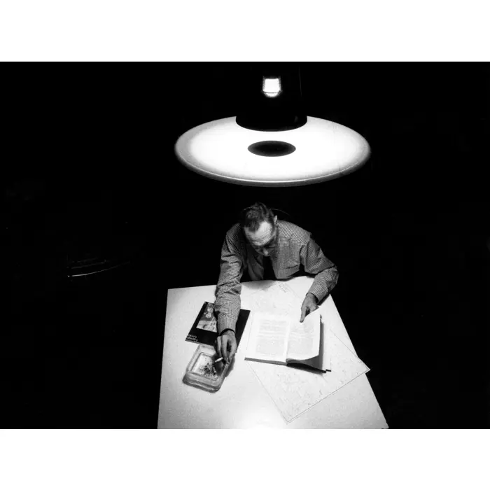 FRISBI VISILICA E27/105W/230V/fi.600mm/CRNA