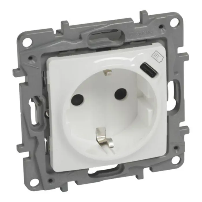 niloe-2pe-uticnica-usb-c-bije-45202-04163774.webp