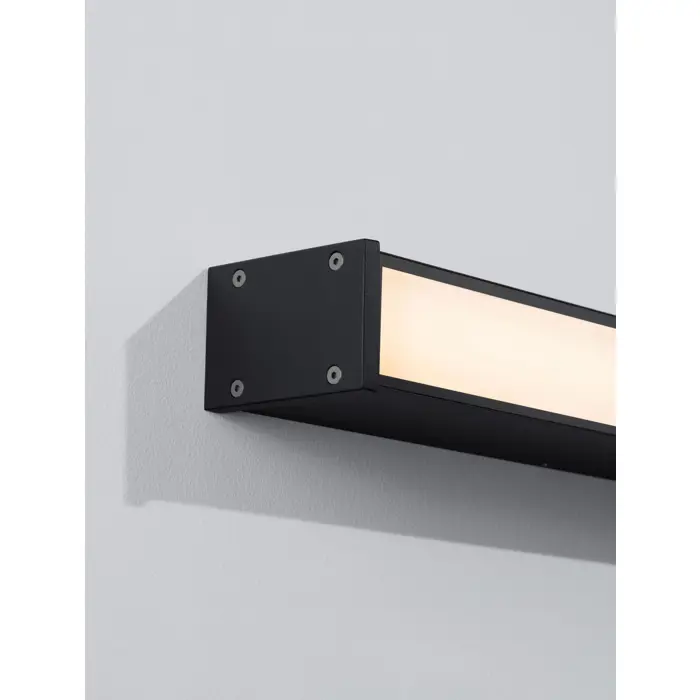 NOVA STROPNA/ZIDNA SVJETILJKA
LED/36W 220-240 Volt 1579lm
3000K IP65