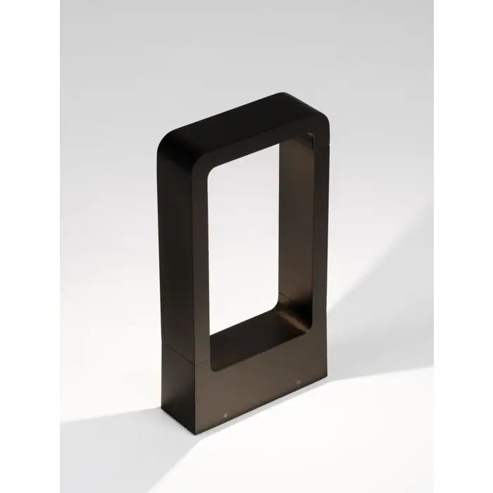 PAUL STAJAĆA LAMPA CRNA
LED 7 Watt 220-240 Volt 369lm
3000K IP65