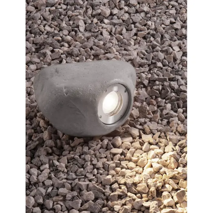 PETRA STAJAĆA LAMPA
LED GU10 1x10Watt 100-220Volt
IP65