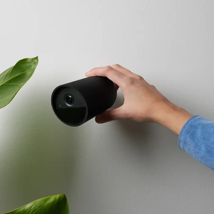 PHILIPS HUE SIGURNOSNA KAMERA BATTERY CRNA