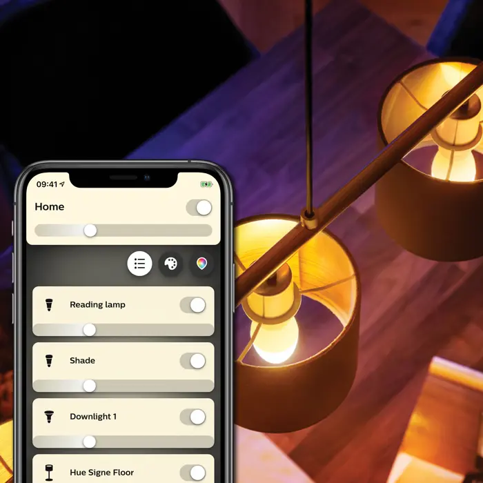 Philips Hue PAMETNA PRIGUŠIVA ŽARULJA LED E14 5,5W 2700K 470 lm