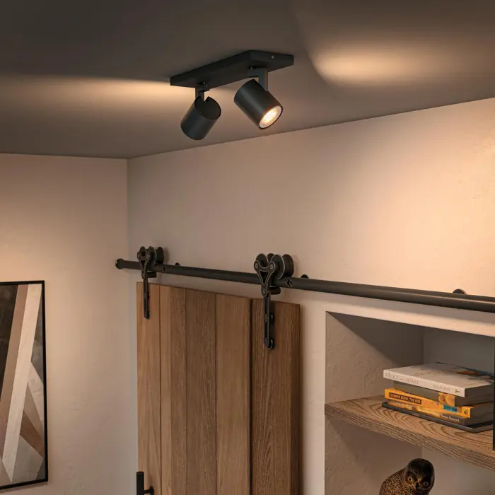 PHILIPS RUNNER HUE REFLEKTOR CRNA 2X4.2W 2200-6500K + DALJINSKI UPRAVLJAČ