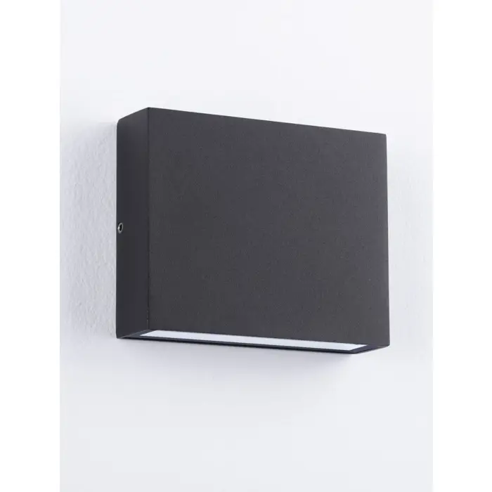 TICK VANJSKA ZIDNA SVJETILJKA LED 7Watt 416Lm
IP54 3000K CRNA