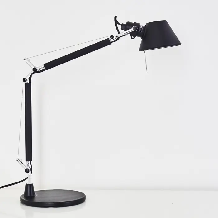 tolomeo-micro-stolna-svjetiljka-crna-e14-sa-postoljem-73784-02171220.webp