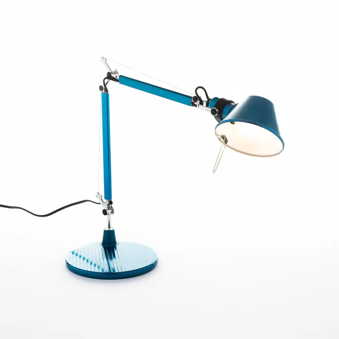 tolomeo-micro-stolna-svjetiljka-plava-58754-02171219.webp