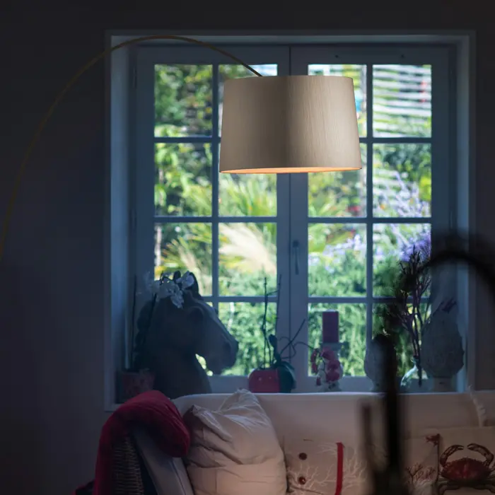 TWIGGY ELLE WOOD TERRA STAJAĆA SVJETILJKA SIVA/HRAST