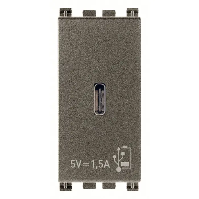 vimar-arke-c-usb-prikljucnica-5v-15a-1m-metal-13963-04145490.webp