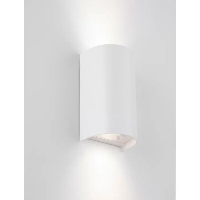 YORK ZIDNA SVJETILJKA BIJELA
LED GU10 2x10 Watt
100-240 Volt